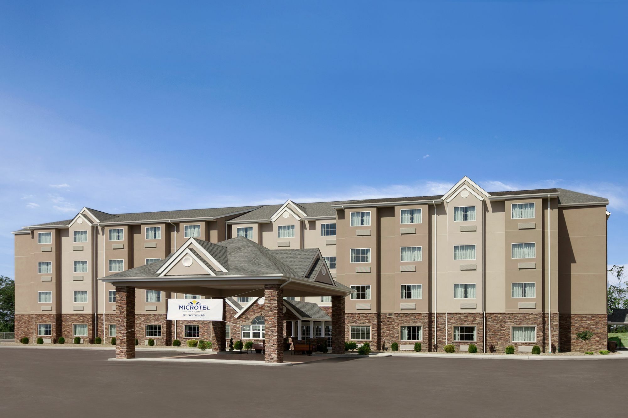 Microtel Inn & Suites By Wyndham Wheeling At The Highlands Triadelphia Eksteriør billede
