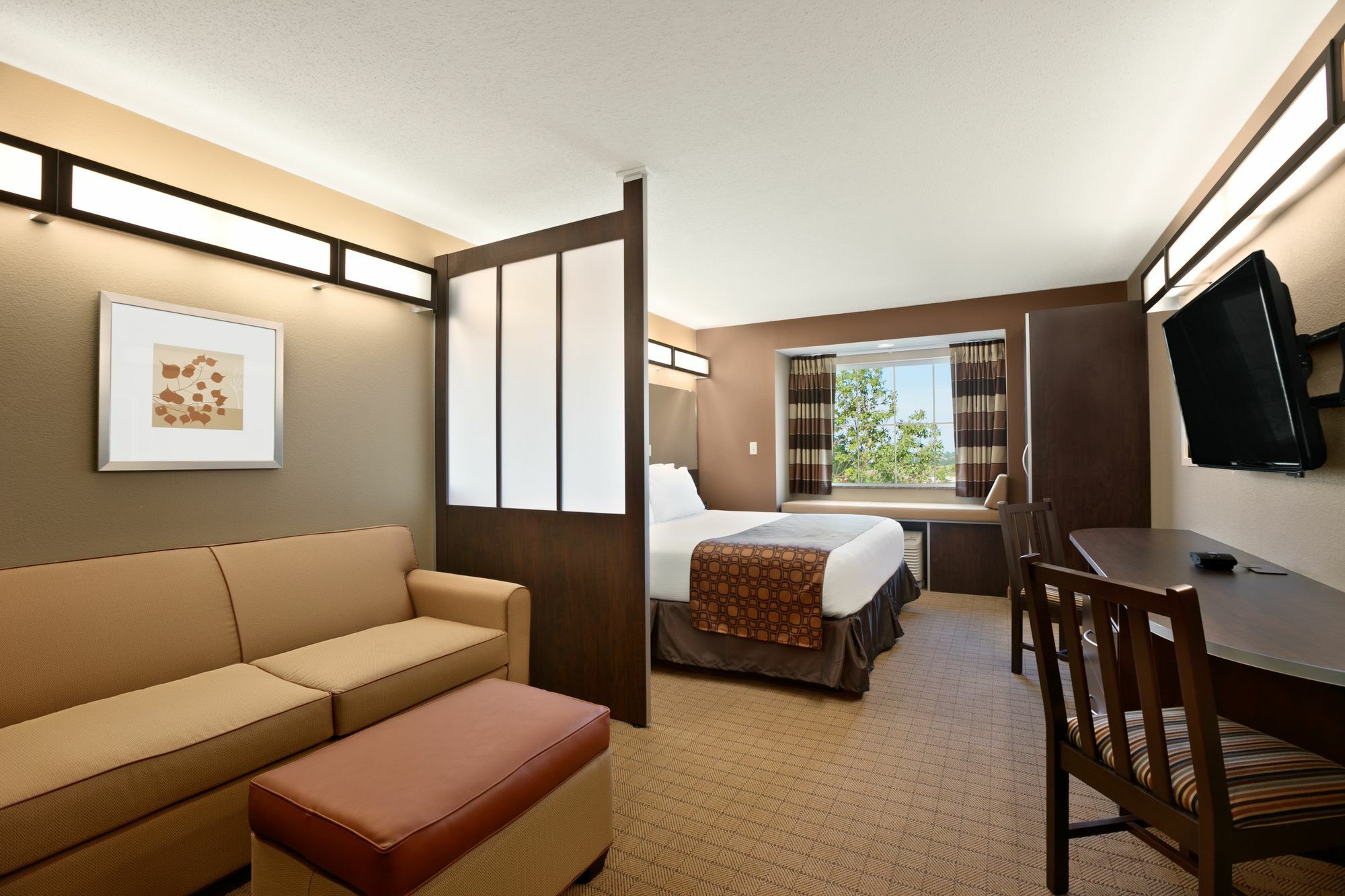 Microtel Inn & Suites By Wyndham Wheeling At The Highlands Triadelphia Eksteriør billede