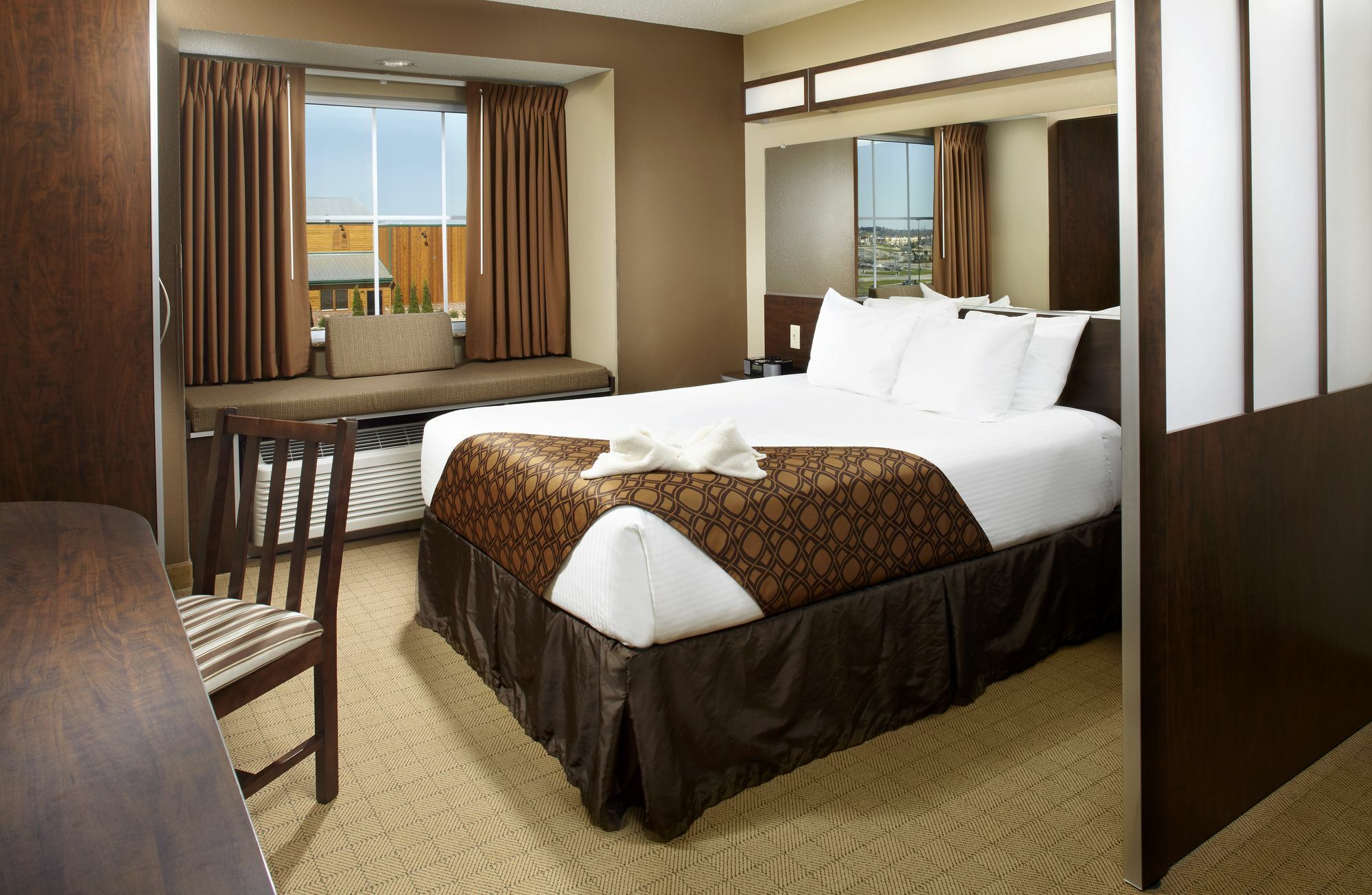 Microtel Inn & Suites By Wyndham Wheeling At The Highlands Triadelphia Eksteriør billede